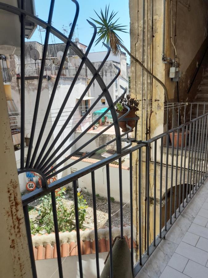 Camera Rarisa Napoli Centro 外观 照片